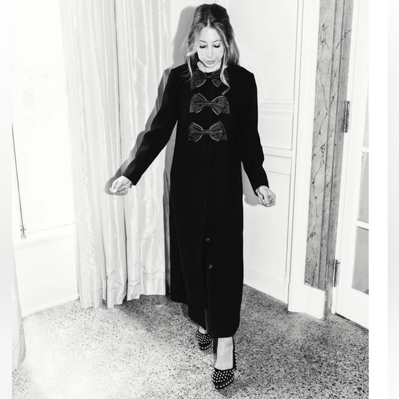 Antonio Melani x Born on Fifth Emily Velvet Pearl Detail Dress Platform Pumps - Picture 3 of 13